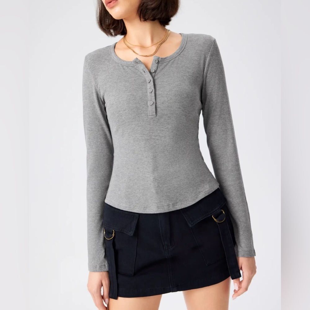 Cider Solid Rib Long Sleeve Tee Grey Large NWT IN PACKAGE